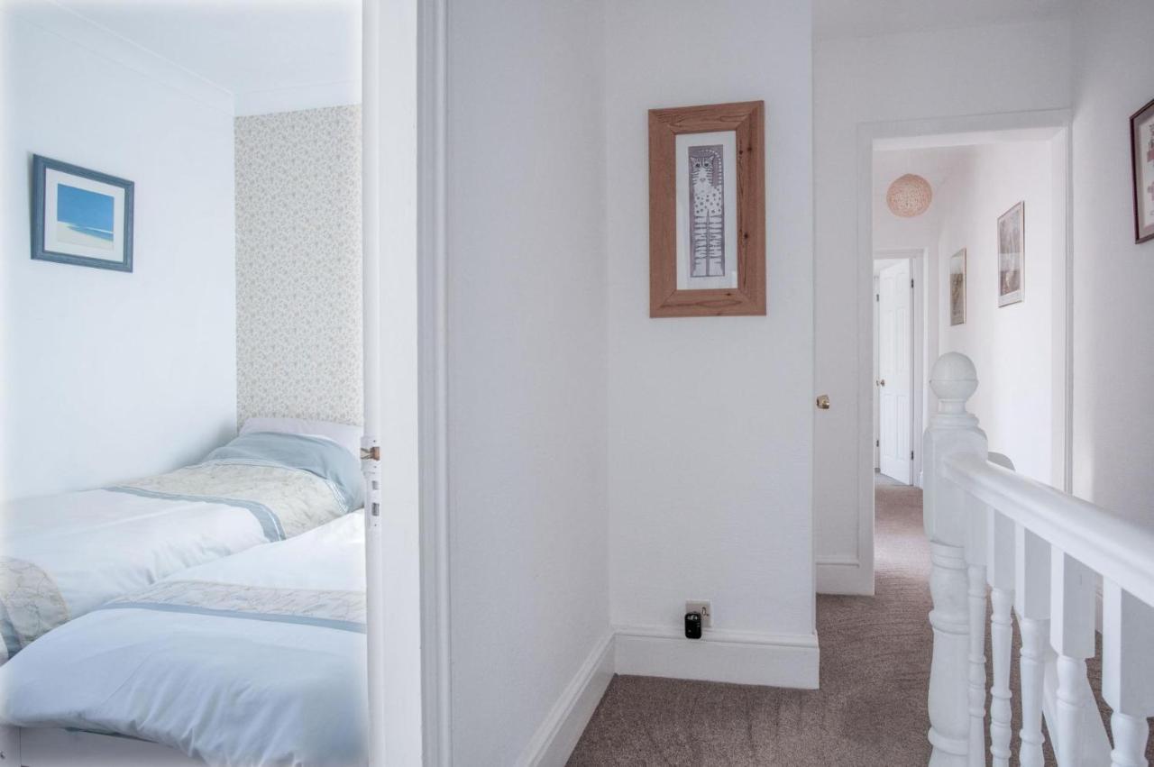 Maytree Cottage - 4 Bedroom Holiday Home - Tenby Exterior foto